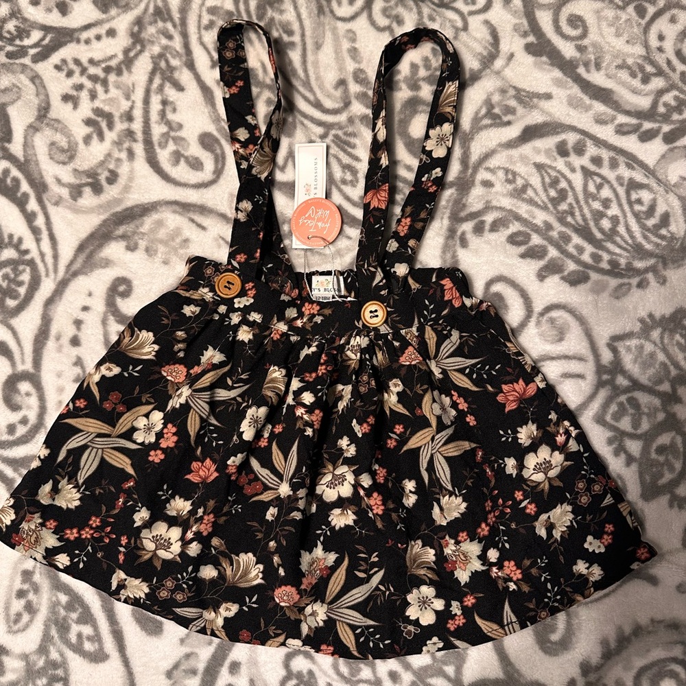 Bailey’s Blossoms 12-18 m overall floral skirt NWT